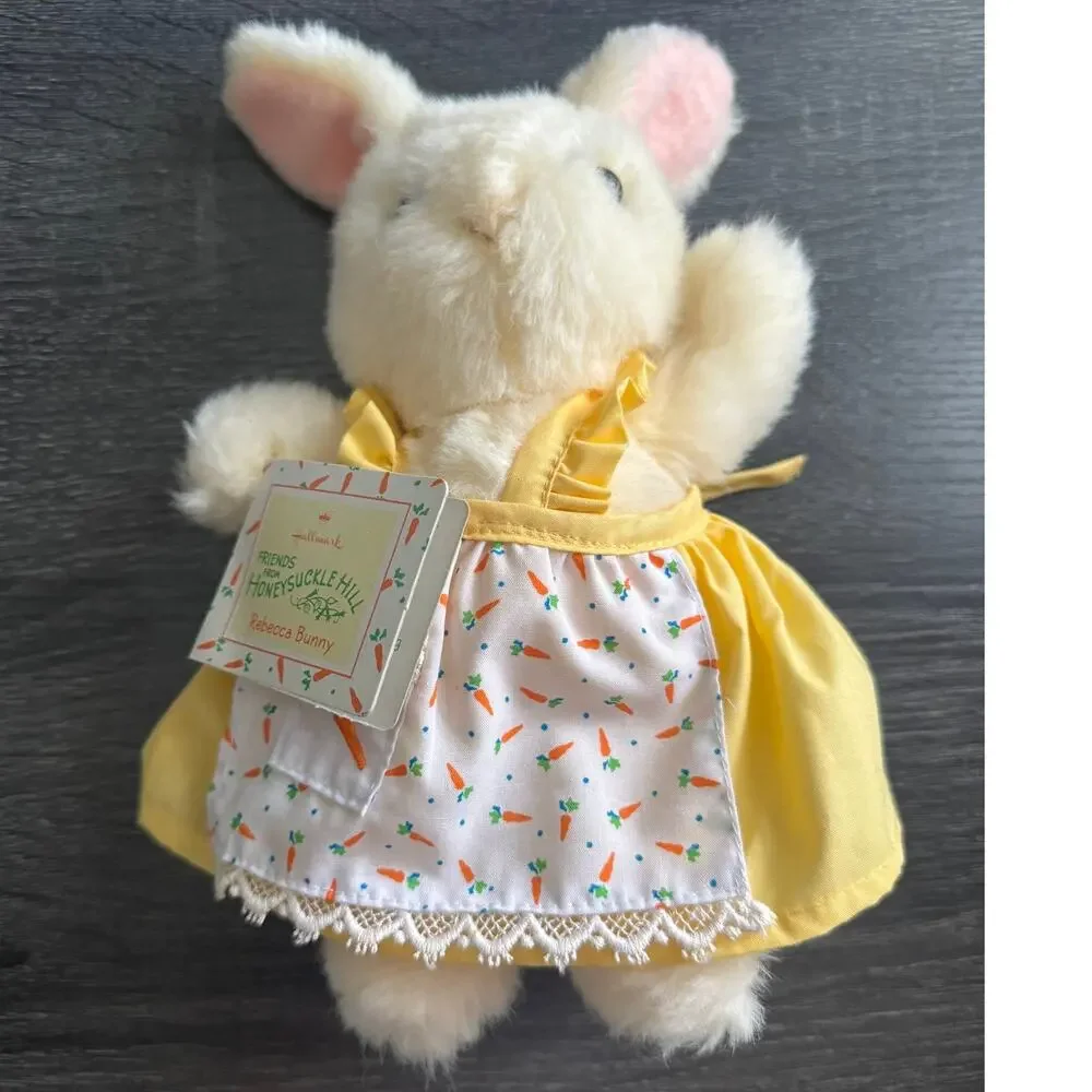Hallmark Friends From Honeysuckle Hill Rebecca Bunny Plush Rabbit‎ New With Tag